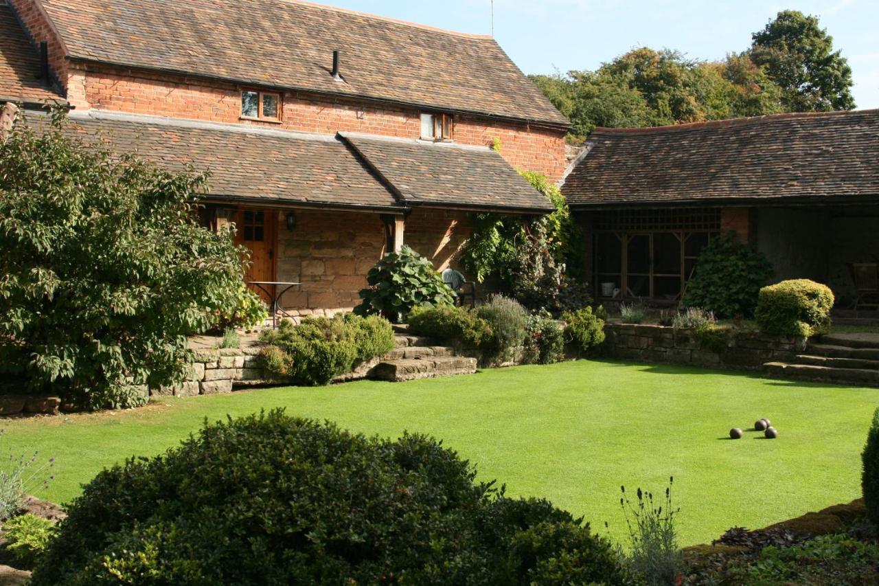 Haywains Self-Catering At Boningale Manor Apartment Wolverhampton Exterior photo